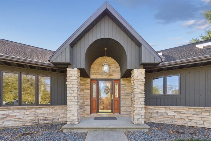 97 Highcrest, SHANNON, Illinois 61078, 2 Bedrooms Bedrooms, ,2 BathroomsBathrooms,House,For Sale,Highcrest,202506948