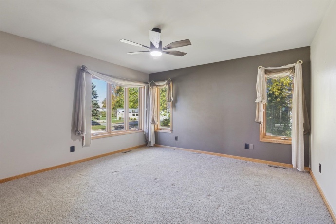 97 Highcrest, SHANNON, Illinois 61078, 2 Bedrooms Bedrooms, ,2 BathroomsBathrooms,House,For Sale,Highcrest,202506948