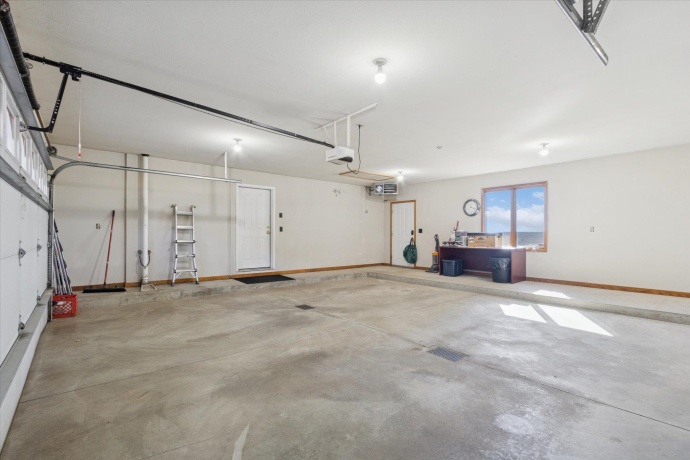 97 Highcrest, SHANNON, Illinois 61078, 2 Bedrooms Bedrooms, ,2 BathroomsBathrooms,House,For Sale,Highcrest,202506948