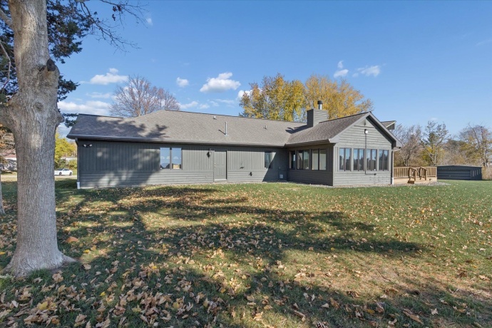 97 Highcrest, SHANNON, Illinois 61078, 2 Bedrooms Bedrooms, ,2 BathroomsBathrooms,House,For Sale,Highcrest,202506948