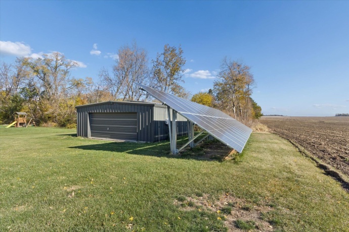 97 Highcrest, SHANNON, Illinois 61078, 2 Bedrooms Bedrooms, ,2 BathroomsBathrooms,House,For Sale,Highcrest,202506948