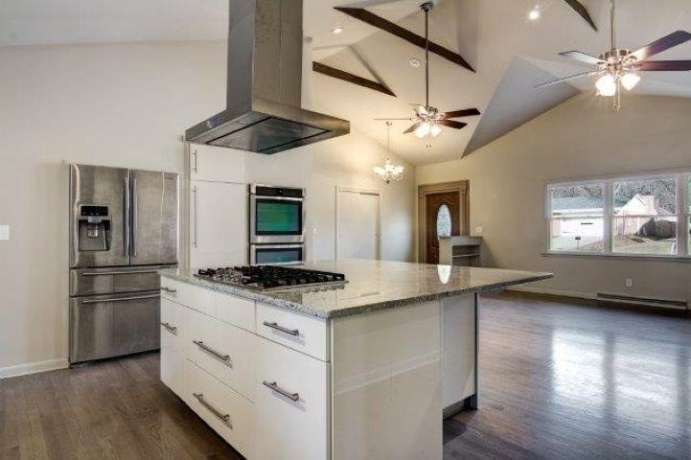 5191 WELSH, ROCKFORD, Illinois 61107, 3 Bedrooms Bedrooms, ,3 BathroomsBathrooms,House,For Sale,WELSH,202506949