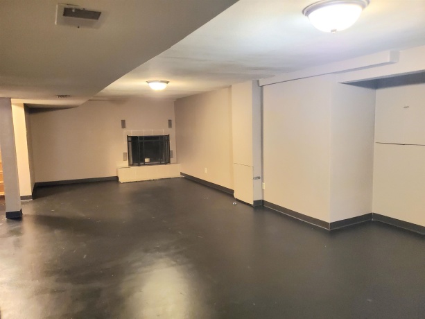 414 Hilton, ROCKFORD, Illinois 61107, 3 Bedrooms Bedrooms, ,2 BathroomsBathrooms,House,For Sale,Hilton,202506385