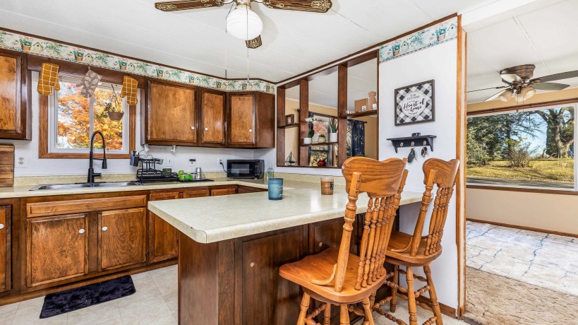 620 Clinton, GALENA, Illinois 61036, 3 Bedrooms Bedrooms, ,1 BathroomBathrooms,House,For Sale,Clinton,202506960