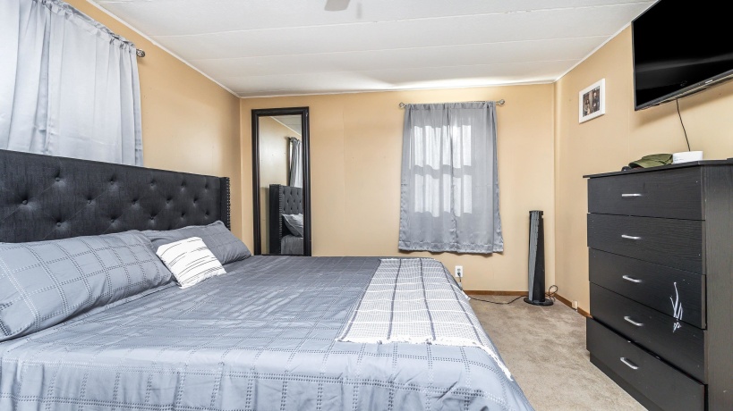 620 Clinton, GALENA, Illinois 61036, 3 Bedrooms Bedrooms, ,1 BathroomBathrooms,House,For Sale,Clinton,202506960