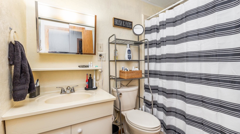 620 Clinton, GALENA, Illinois 61036, 3 Bedrooms Bedrooms, ,1 BathroomBathrooms,House,For Sale,Clinton,202506960