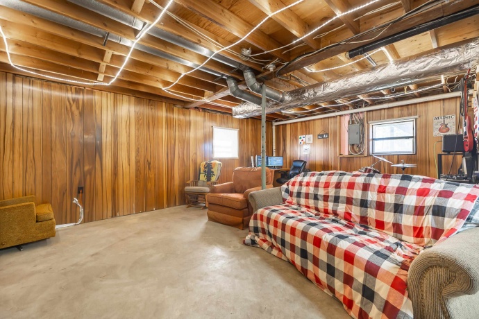 620 Clinton, GALENA, Illinois 61036, 3 Bedrooms Bedrooms, ,1 BathroomBathrooms,House,For Sale,Clinton,202506960