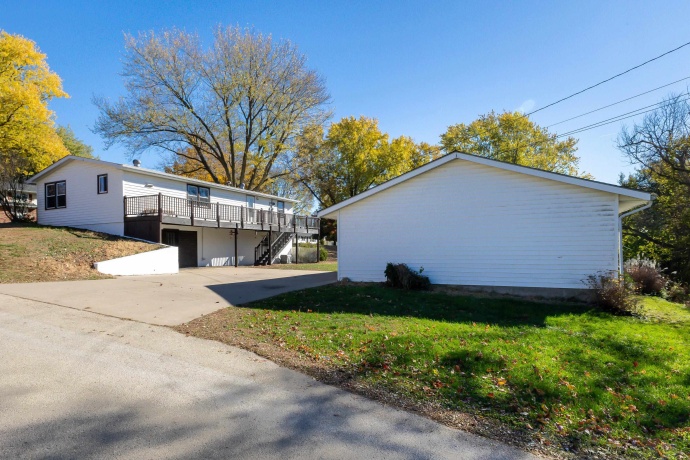 620 Clinton, GALENA, Illinois 61036, 3 Bedrooms Bedrooms, ,1 BathroomBathrooms,House,For Sale,Clinton,202506960