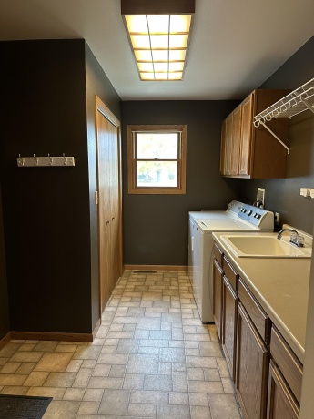 401 Shumway, LENA, Illinois 61048, 2 Bedrooms Bedrooms, ,2 BathroomsBathrooms,House,For Sale,Shumway,202506966