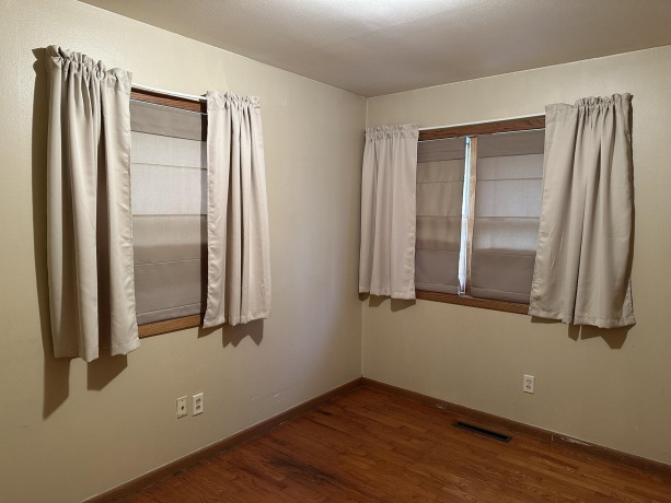 401 Shumway, LENA, Illinois 61048, 2 Bedrooms Bedrooms, ,2 BathroomsBathrooms,House,For Sale,Shumway,202506966