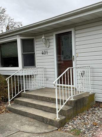 401 Shumway, LENA, Illinois 61048, 2 Bedrooms Bedrooms, ,2 BathroomsBathrooms,House,For Sale,Shumway,202506966