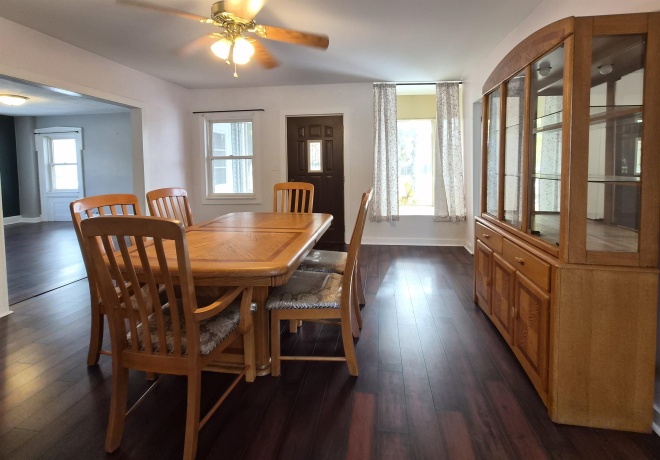 301 Main, DURAND, Illinois 61024, 4 Bedrooms Bedrooms, ,2 BathroomsBathrooms,House,For Sale,Main,202506981