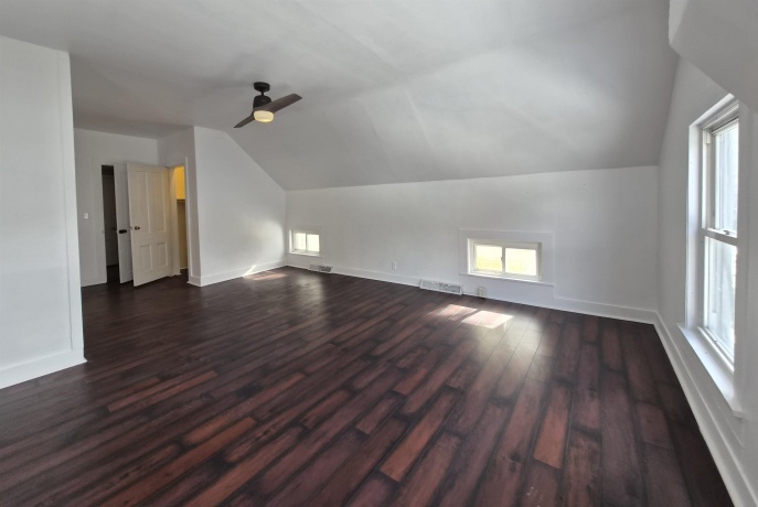 301 Main, DURAND, Illinois 61024, 4 Bedrooms Bedrooms, ,2 BathroomsBathrooms,House,For Sale,Main,202506981