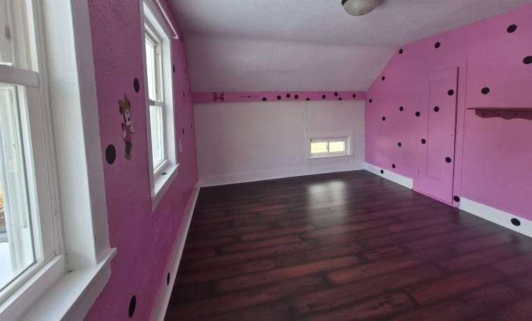 301 Main, DURAND, Illinois 61024, 4 Bedrooms Bedrooms, ,2 BathroomsBathrooms,House,For Sale,Main,202506981