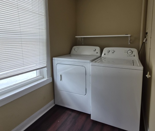 301 Main, DURAND, Illinois 61024, 4 Bedrooms Bedrooms, ,2 BathroomsBathrooms,House,For Sale,Main,202506981