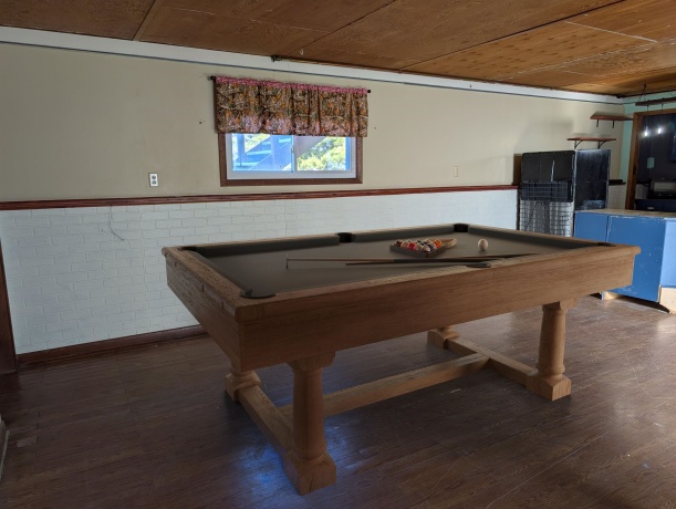 2042 Kenneth, FREEPORT, Illinois 61032, 5 Bedrooms Bedrooms, ,2 BathroomsBathrooms,House,For Sale,Kenneth,202506988