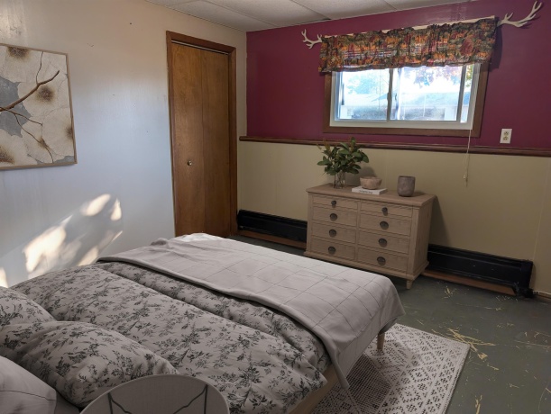 2042 Kenneth, FREEPORT, Illinois 61032, 5 Bedrooms Bedrooms, ,2 BathroomsBathrooms,House,For Sale,Kenneth,202506988