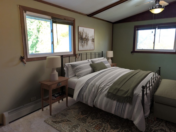 2042 Kenneth, FREEPORT, Illinois 61032, 5 Bedrooms Bedrooms, ,2 BathroomsBathrooms,House,For Sale,Kenneth,202506988