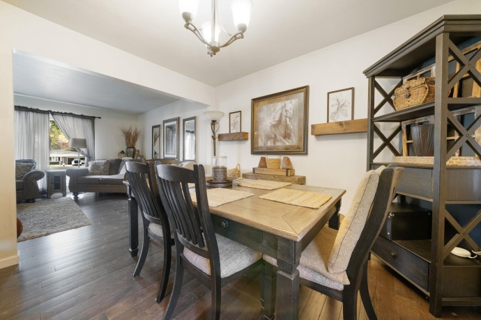 6342 Columbine, ROCKFORD, Illinois 61108, 3 Bedrooms Bedrooms, ,2 BathroomsBathrooms,House,For Sale,Columbine,202506991