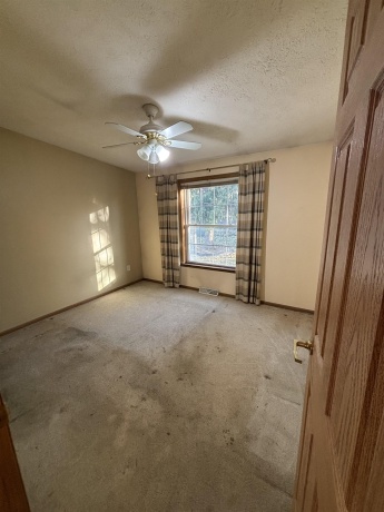 5647 BUTTERCUP, MACHESNEY PARK, Illinois 61115, 3 Bedrooms Bedrooms, ,2 BathroomsBathrooms,House,For Sale,BUTTERCUP,202506995