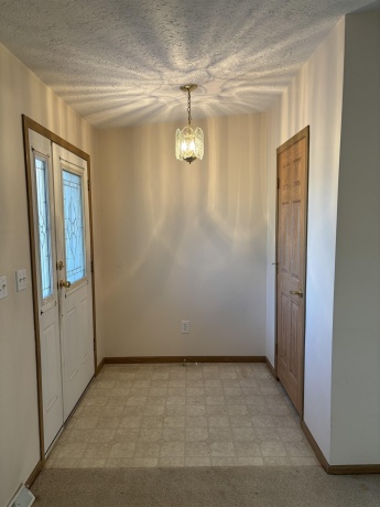 5647 BUTTERCUP, MACHESNEY PARK, Illinois 61115, 3 Bedrooms Bedrooms, ,2 BathroomsBathrooms,House,For Sale,BUTTERCUP,202506995