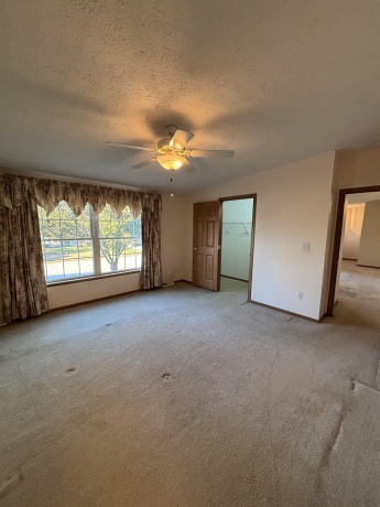 5647 BUTTERCUP, MACHESNEY PARK, Illinois 61115, 3 Bedrooms Bedrooms, ,2 BathroomsBathrooms,House,For Sale,BUTTERCUP,202506995