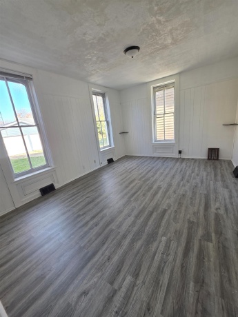 632 iroquois, FREEPORT, Illinois 61032, 3 Bedrooms Bedrooms, ,1 BathroomBathrooms,House,For Sale,iroquois,202506999