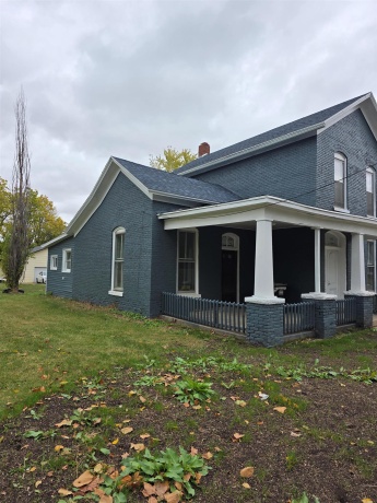 632 iroquois, FREEPORT, Illinois 61032, 3 Bedrooms Bedrooms, ,1 BathroomBathrooms,House,For Sale,iroquois,202506999