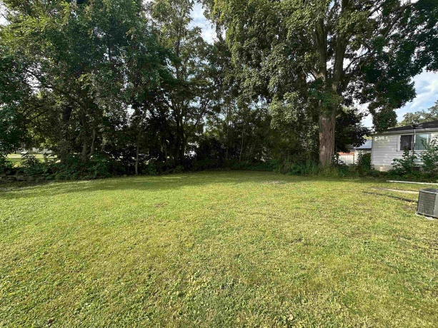 627 Homer, FREEPORT, Illinois 61032, 2 Bedrooms Bedrooms, ,1 BathroomBathrooms,House,For Sale,Homer,202507000