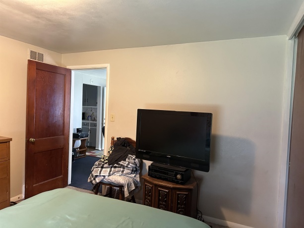 627 Homer, FREEPORT, Illinois 61032, 2 Bedrooms Bedrooms, ,1 BathroomBathrooms,House,For Sale,Homer,202507000