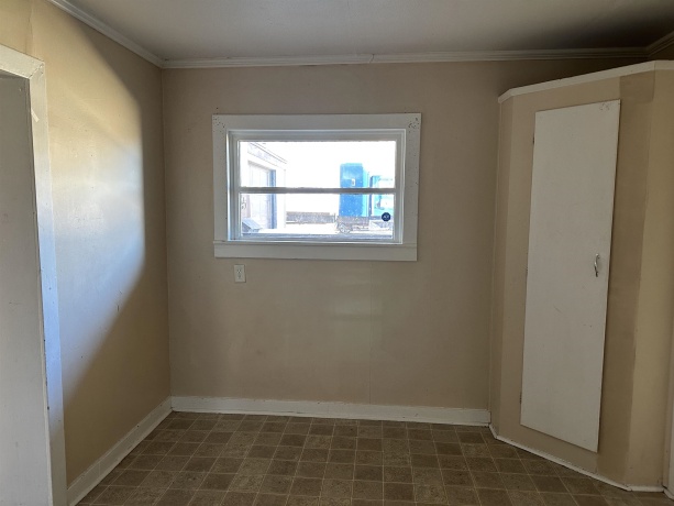 43-45 Iroquois, FREEPORT, Illinois 61032, ,2 Units,For Sale,Iroquois,202506996