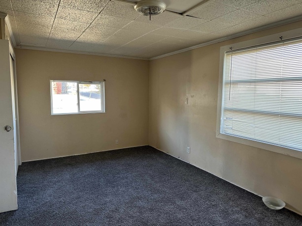 43-45 Iroquois, FREEPORT, Illinois 61032, ,2 Units,For Sale,Iroquois,202506996