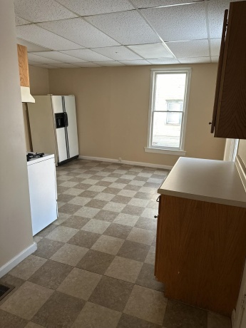 1109 Carroll, FREEPORT, Illinois 61032, ,2 Units,For Sale,Carroll,202506998