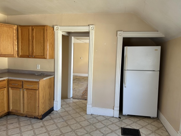 1109 Carroll, FREEPORT, Illinois 61032, ,2 Units,For Sale,Carroll,202506998