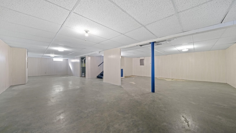 3304 Chadwick, ROCKFORD, Illinois 61108, 3 Bedrooms Bedrooms, ,1 BathroomBathrooms,House,For Sale,Chadwick,202506062