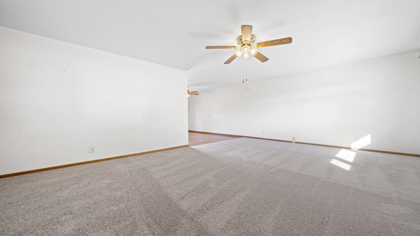 3304 Chadwick, ROCKFORD, Illinois 61108, 3 Bedrooms Bedrooms, ,1 BathroomBathrooms,House,For Sale,Chadwick,202506062