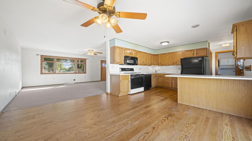 3304 Chadwick, ROCKFORD, Illinois 61108, 3 Bedrooms Bedrooms, ,1 BathroomBathrooms,House,For Sale,Chadwick,202506062