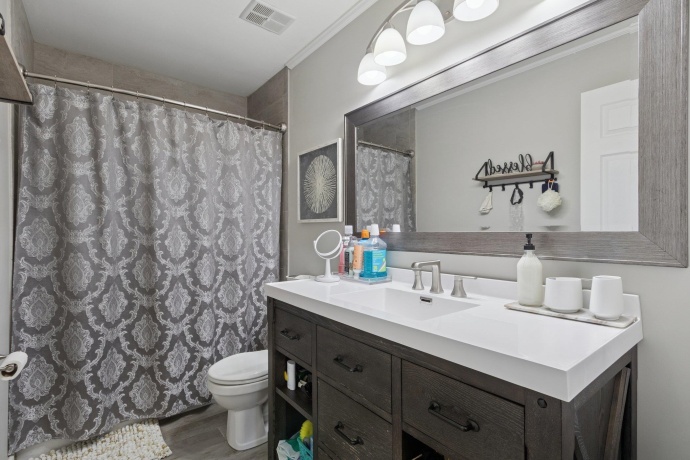 3414 Carrara, ROCKFORD, Illinois 61114, 3 Bedrooms Bedrooms, ,2 BathroomsBathrooms,House,For Sale,Carrara,202507003