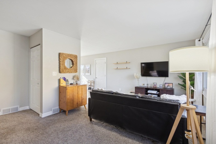 3414 Carrara, ROCKFORD, Illinois 61114, 3 Bedrooms Bedrooms, ,2 BathroomsBathrooms,House,For Sale,Carrara,202507003