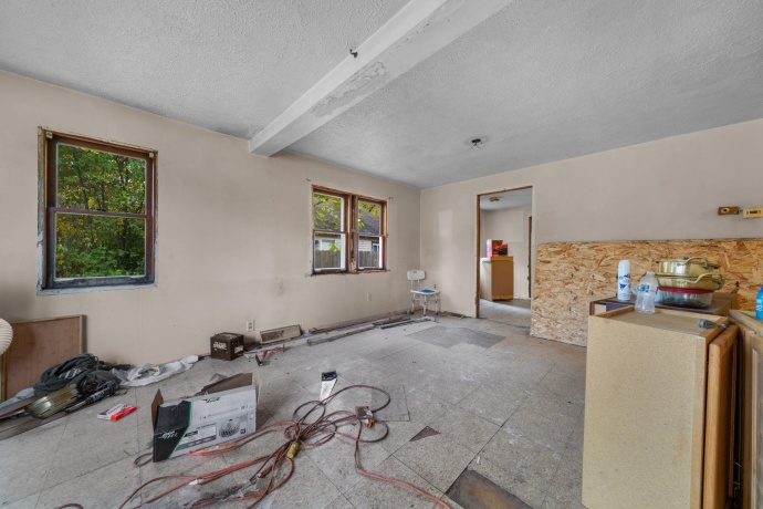 528 Olive, LOVES PARK, Illinois 61111, 2 Bedrooms Bedrooms, ,1 BathroomBathrooms,House,For Sale,Olive,202507007