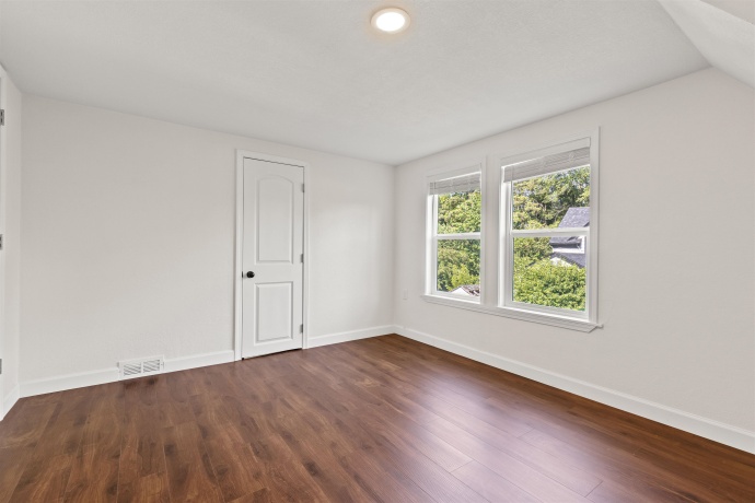 7330 Olde Creek, ROCKFORD, Illinois 61114, 3 Bedrooms Bedrooms, ,2 BathroomsBathrooms,House,For Sale,Olde Creek,202507012