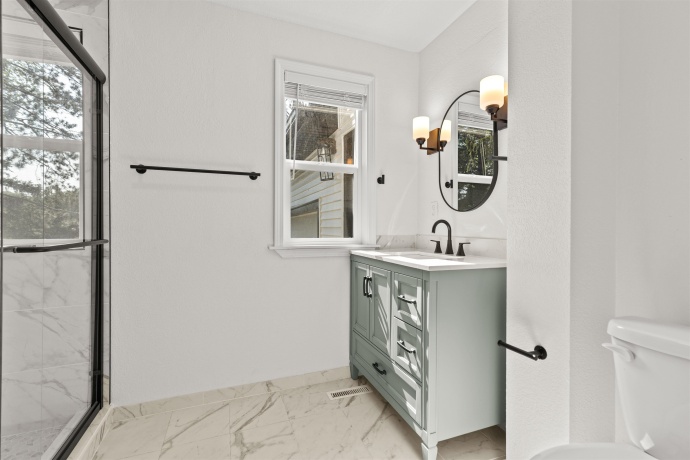 7330 Olde Creek, ROCKFORD, Illinois 61114, 3 Bedrooms Bedrooms, ,2 BathroomsBathrooms,House,For Sale,Olde Creek,202507012