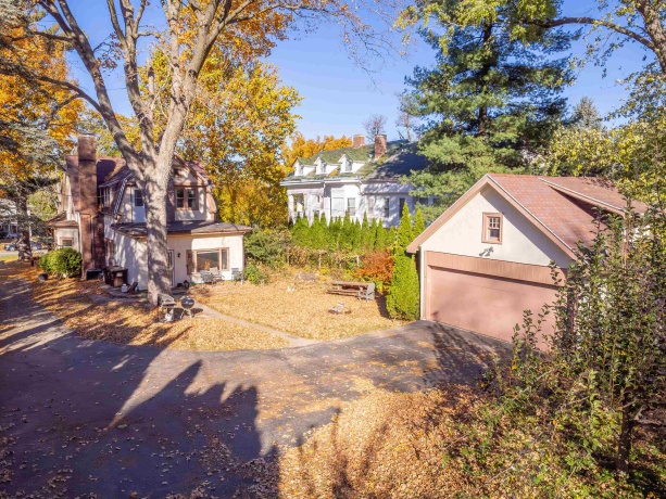 933 Stephenson, FREEPORT, Illinois 61032, 3 Bedrooms Bedrooms, ,2 BathroomsBathrooms,House,For Sale,Stephenson,202507013