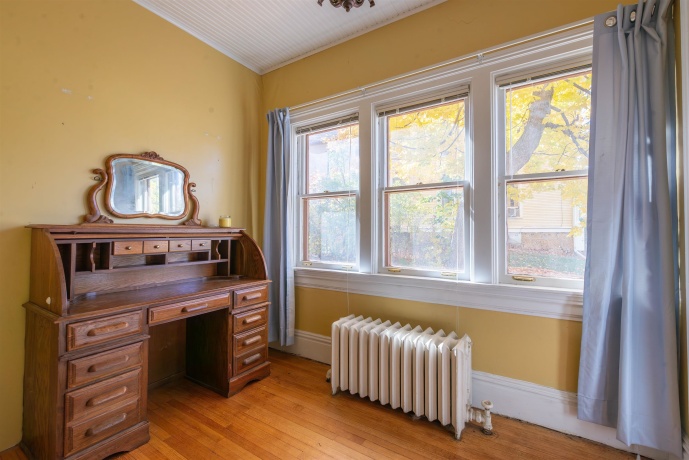 933 Stephenson, FREEPORT, Illinois 61032, 3 Bedrooms Bedrooms, ,2 BathroomsBathrooms,House,For Sale,Stephenson,202507013