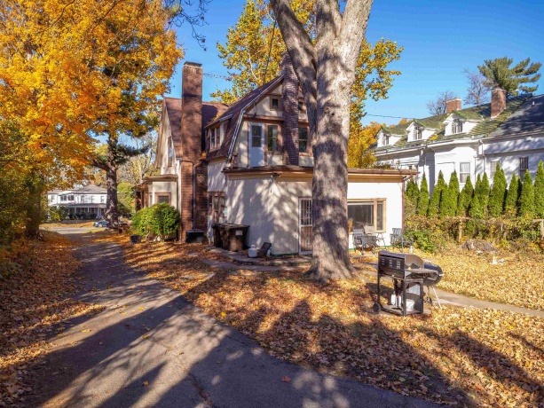 933 Stephenson, FREEPORT, Illinois 61032, 3 Bedrooms Bedrooms, ,2 BathroomsBathrooms,House,For Sale,Stephenson,202507013