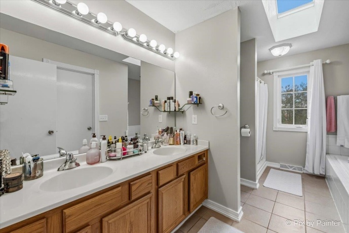 558 Moloney, ROCKTON, Illinois 61072, 5 Bedrooms Bedrooms, ,3 BathroomsBathrooms,House,For Sale,Moloney,202507015