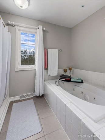 558 Moloney, ROCKTON, Illinois 61072, 5 Bedrooms Bedrooms, ,3 BathroomsBathrooms,House,For Sale,Moloney,202507015