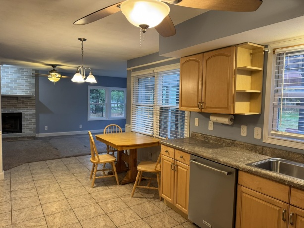 3239 Whip-Poor-Will, BELVIDERE, Illinois 61008, 4 Bedrooms Bedrooms, ,2 BathroomsBathrooms,House,For Sale,Whip-Poor-Will,202507017