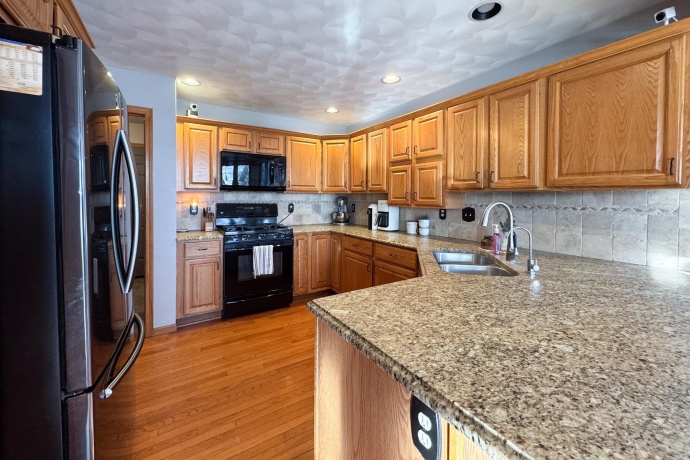 7825 Joy, ROSCOE, Illinois 61073, 6 Bedrooms Bedrooms, ,2 BathroomsBathrooms,House,For Sale,Joy,202507018