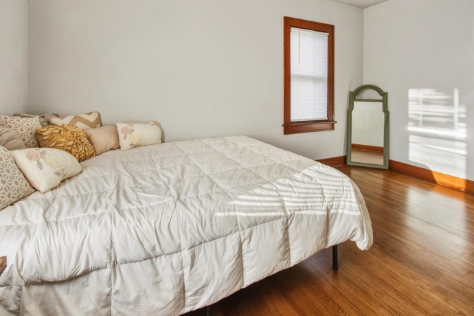 1017 Galena, DIXON, Illinois 61021, 2 Bedrooms Bedrooms, ,1 BathroomBathrooms,House,For Sale,Galena,202507026